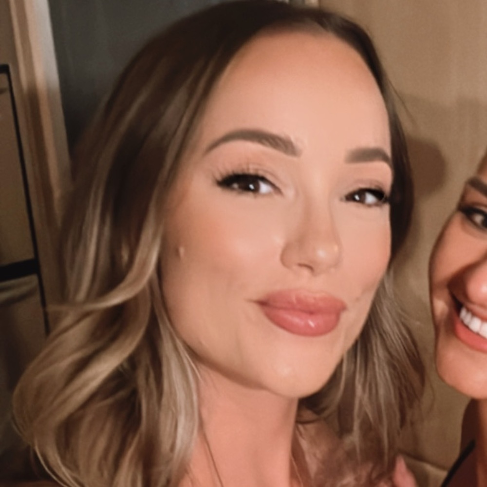 Meet your Posher, Hailey